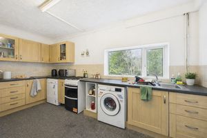 Photo 19- click for photo gallery